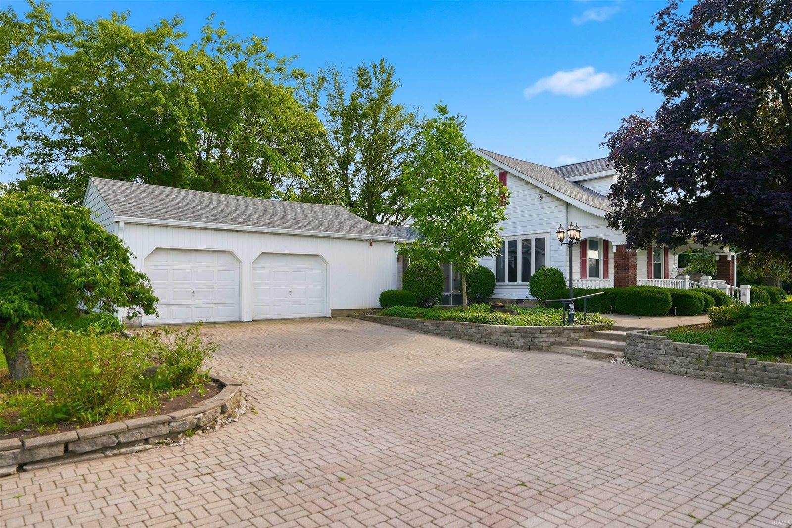 8901 E Jackson Street, Selma, IN 47383