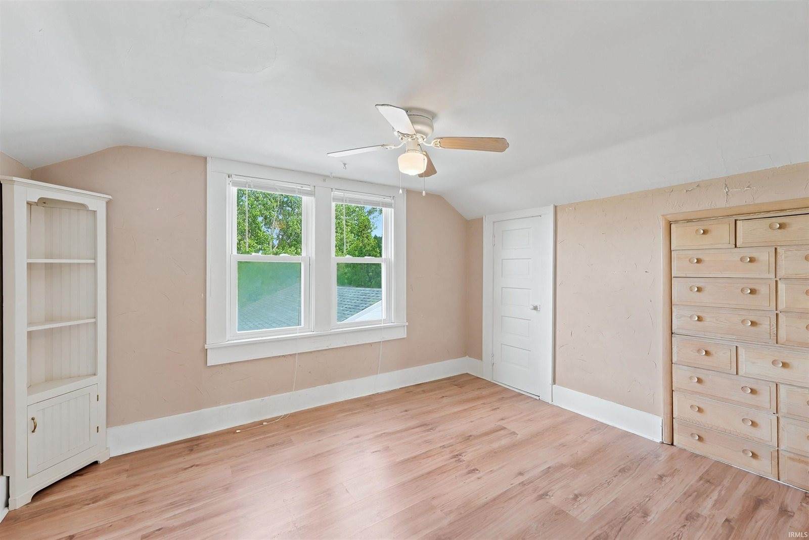8901 E Jackson Street, Selma, IN 47383