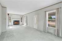 8901 E Jackson Street, Selma, IN 47383