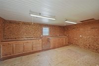 8901 E Jackson Street, Selma, IN 47383