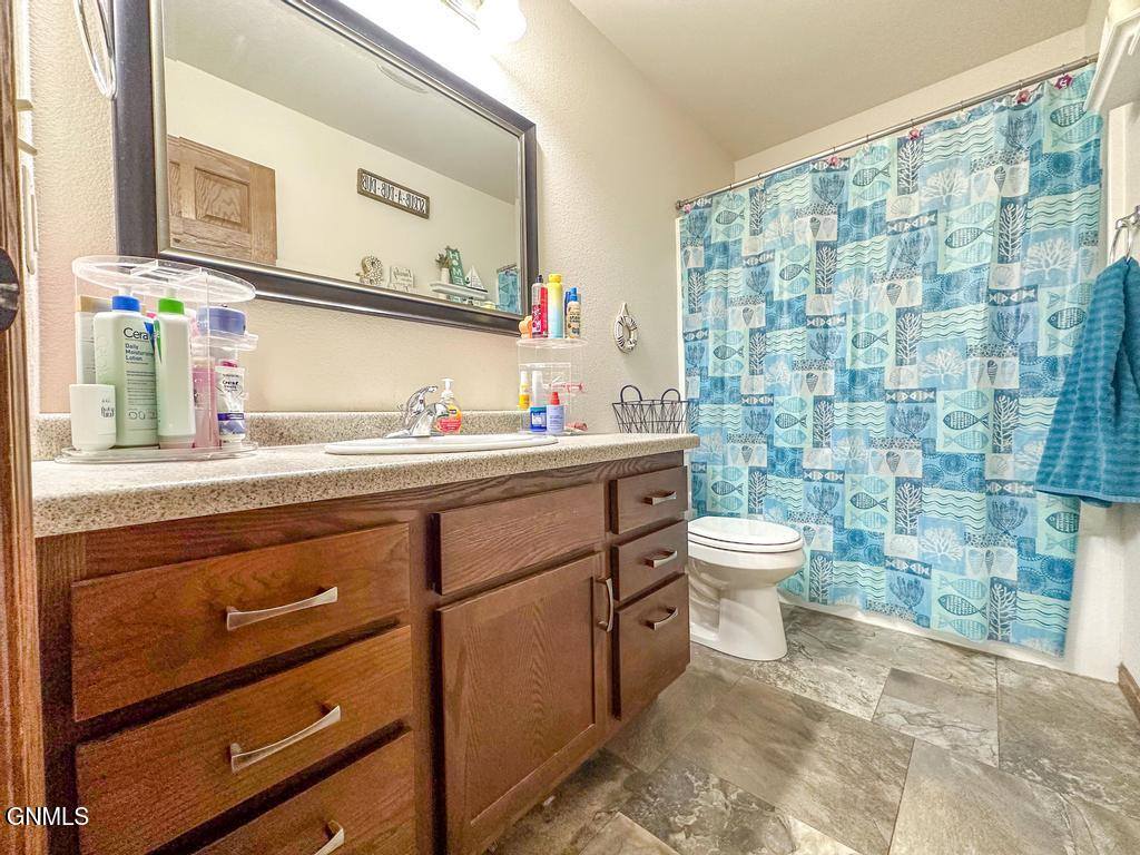 2849 Mcnally Street, Lincoln, ND 58504