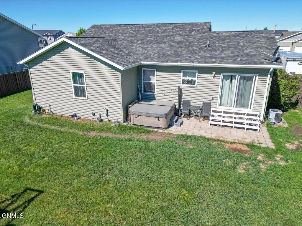 2849 Mcnally Street, Lincoln, ND 58504