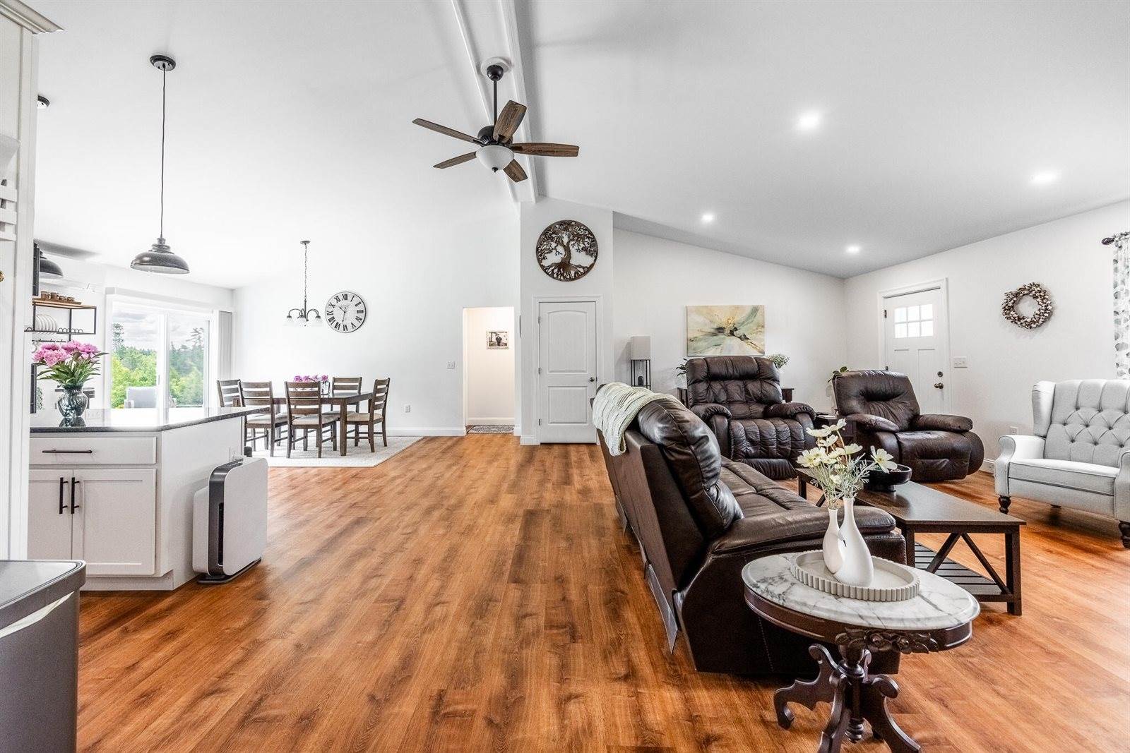 51 Knoll Crest Drive, Bangor, ME 04401