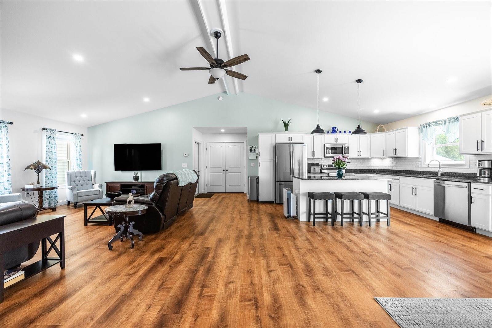 51 Knoll Crest Drive, Bangor, ME 04401
