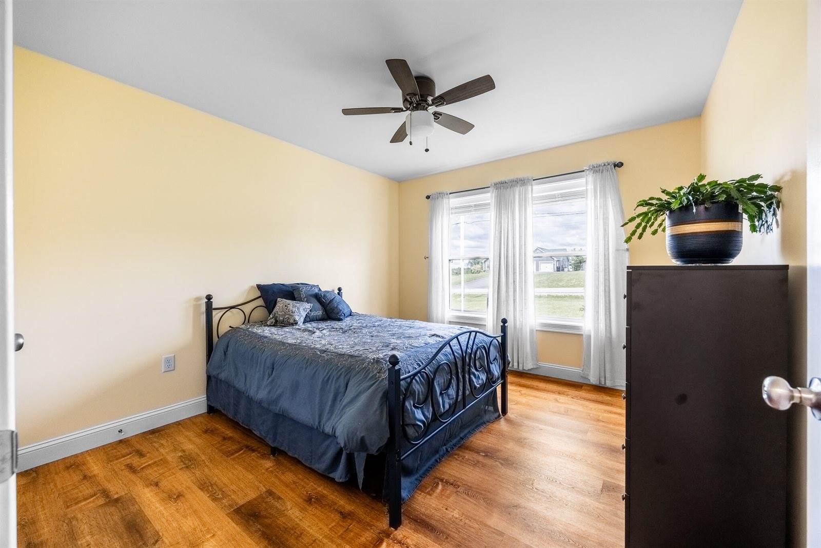 51 Knoll Crest Drive, Bangor, ME 04401