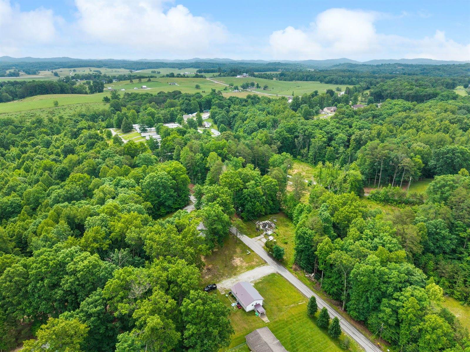 9999 Douglas Blvd Boulevard, Corbin, KY 40701