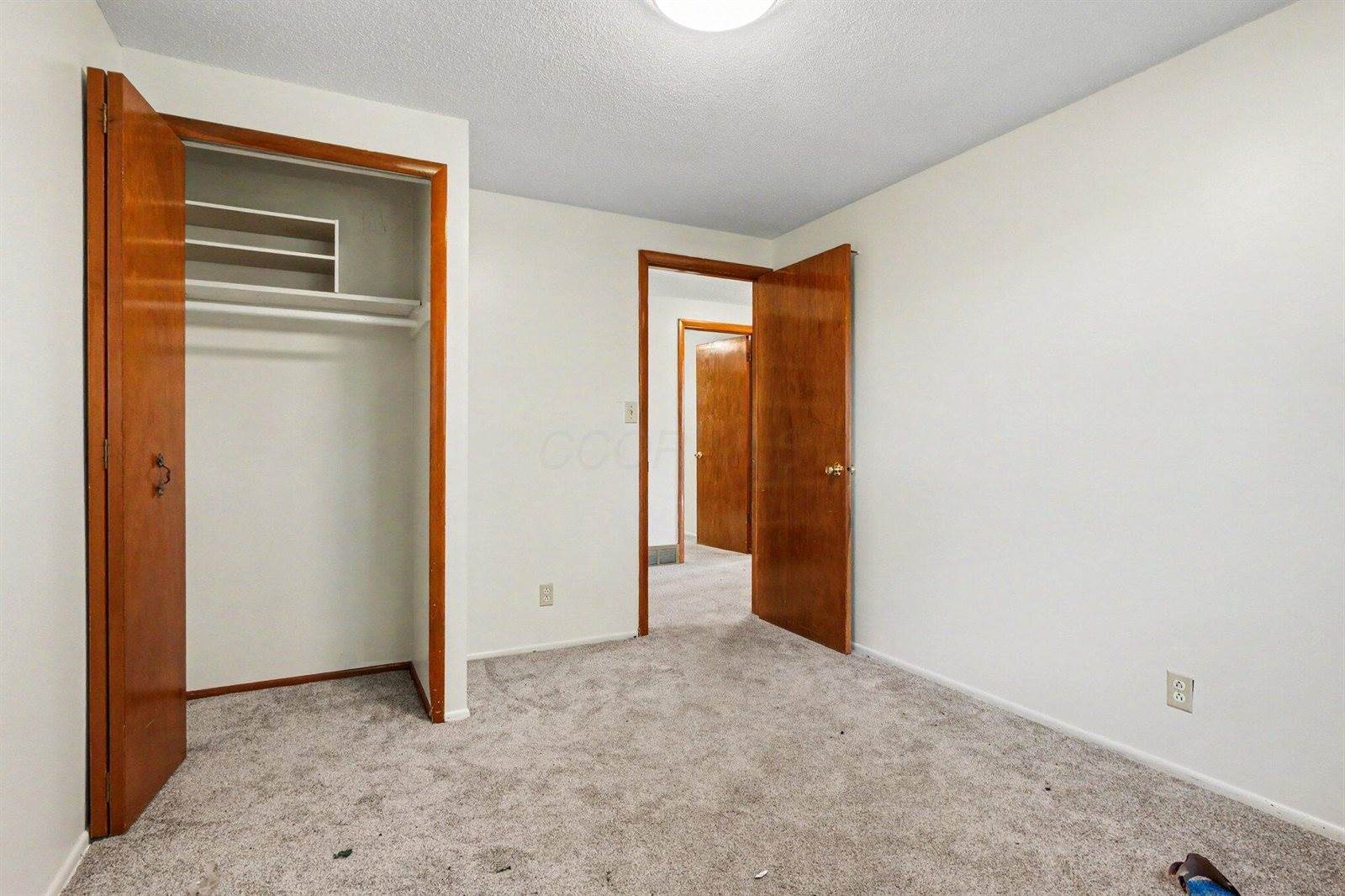 2229 Waldorf Road, Columbus, OH 43229