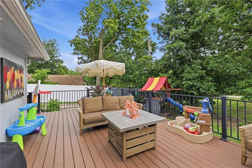 1203 Charles Street, Harrisonville, MO 64701