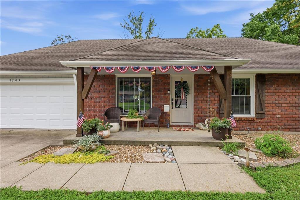 1203 Charles Street, Harrisonville, MO 64701