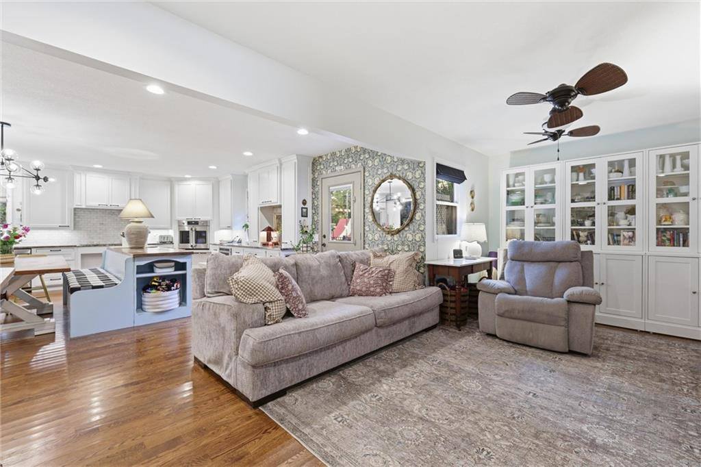 1203 Charles Street, Harrisonville, MO 64701