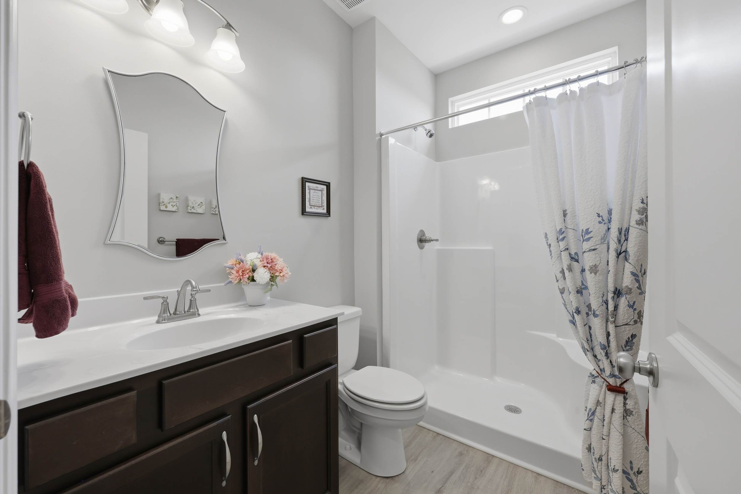 142 Gander Dr, Moyock, NC 27958