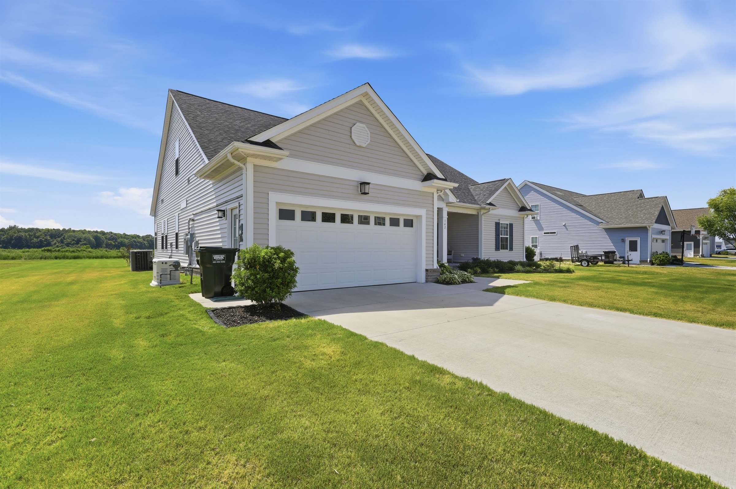 142 Gander Dr, Moyock, NC 27958