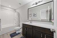 142 Gander Dr, Moyock, NC 27958