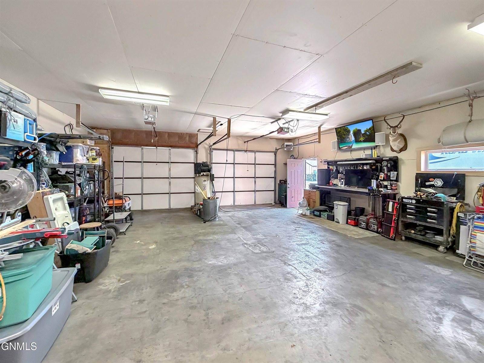 3319 11th Avenue East, Williston, ND 58801