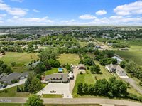 3319 11th Avenue East, Williston, ND 58801