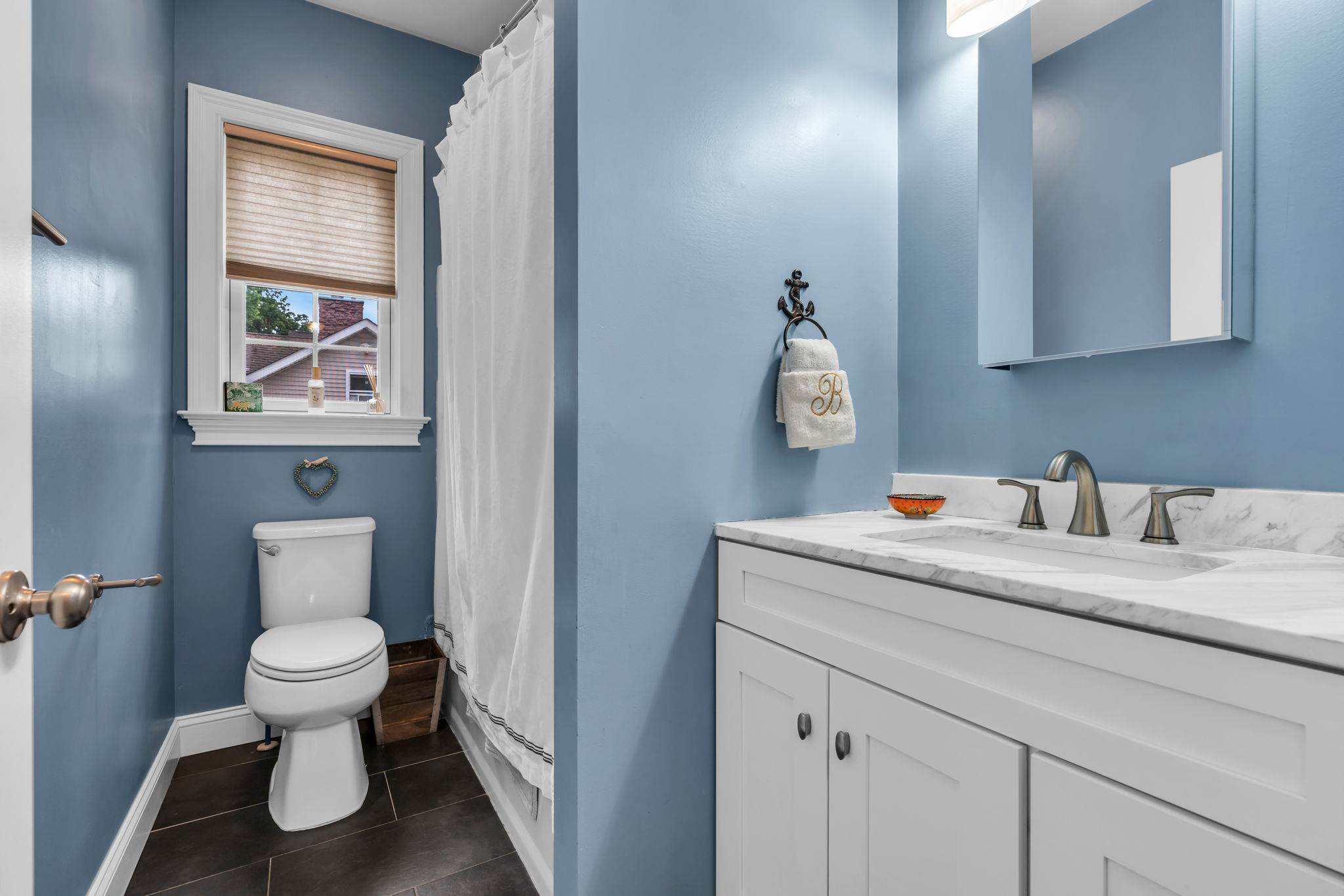 127 Oakland Ave, Atlantic Highlands, NJ 07716