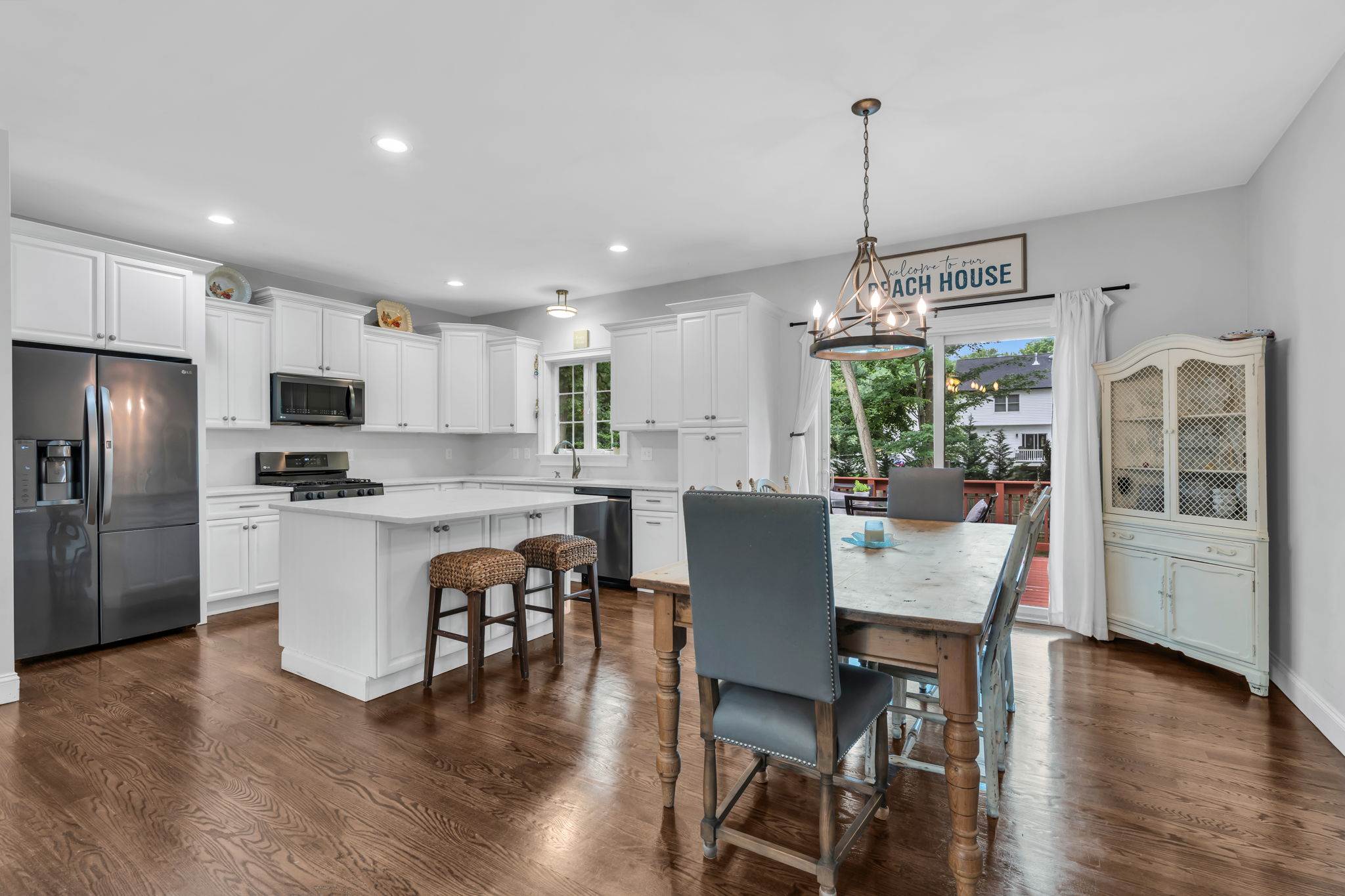 127 Oakland Ave, Atlantic Highlands, NJ 07716