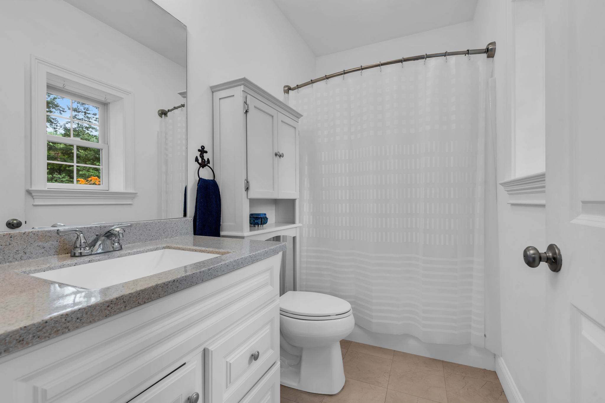 127 Oakland Ave, Atlantic Highlands, NJ 07716
