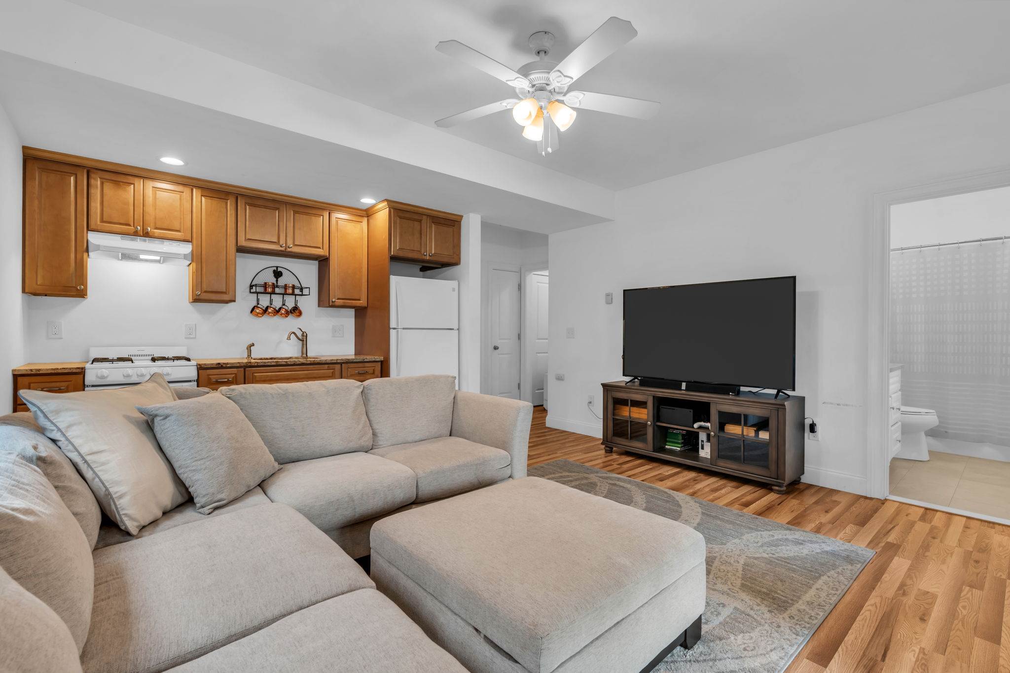 127 Oakland Ave, Atlantic Highlands, NJ 07716