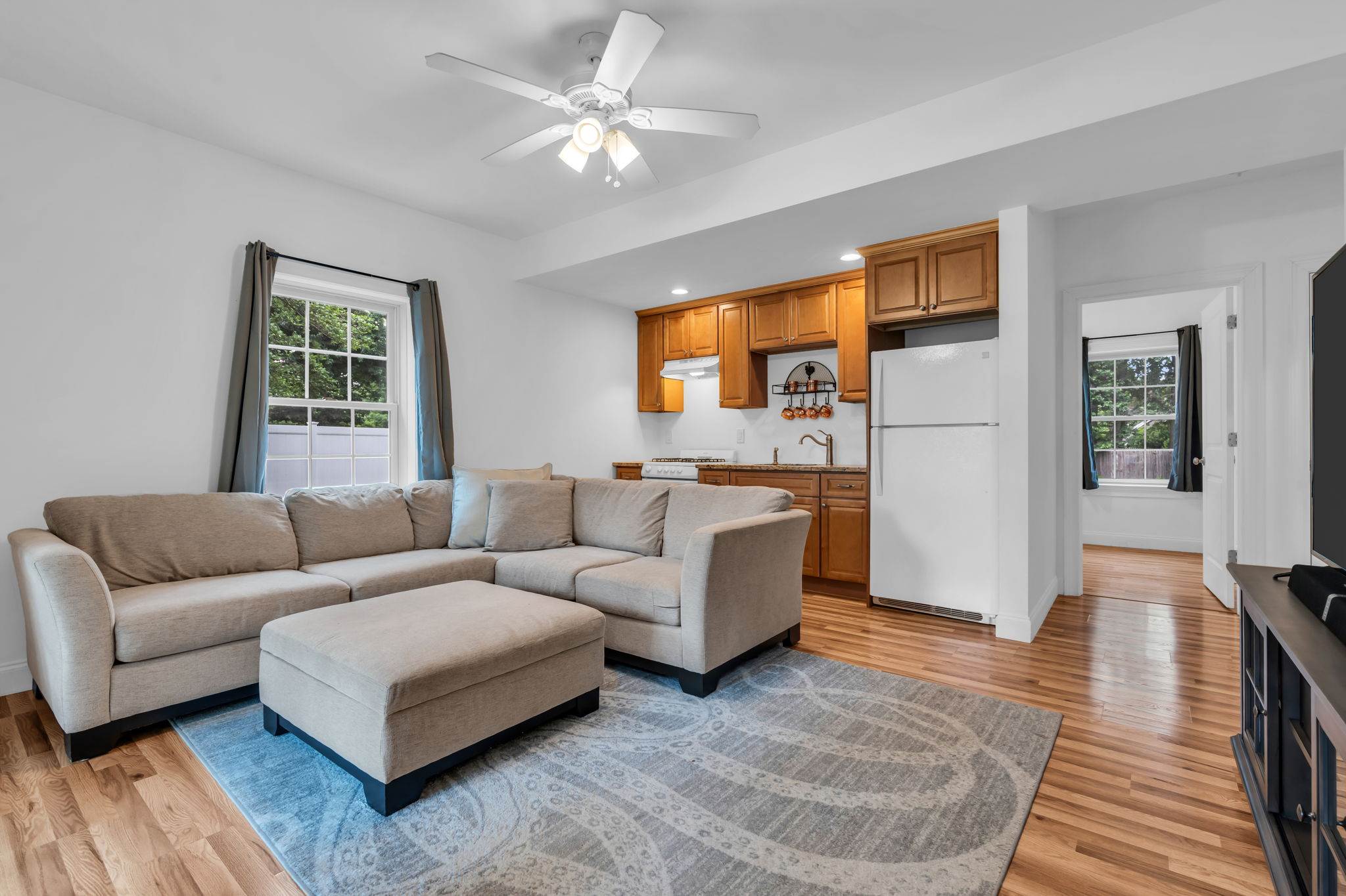 127 Oakland Ave, Atlantic Highlands, NJ 07716