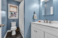 127 Oakland Ave, Atlantic Highlands, NJ 07716
