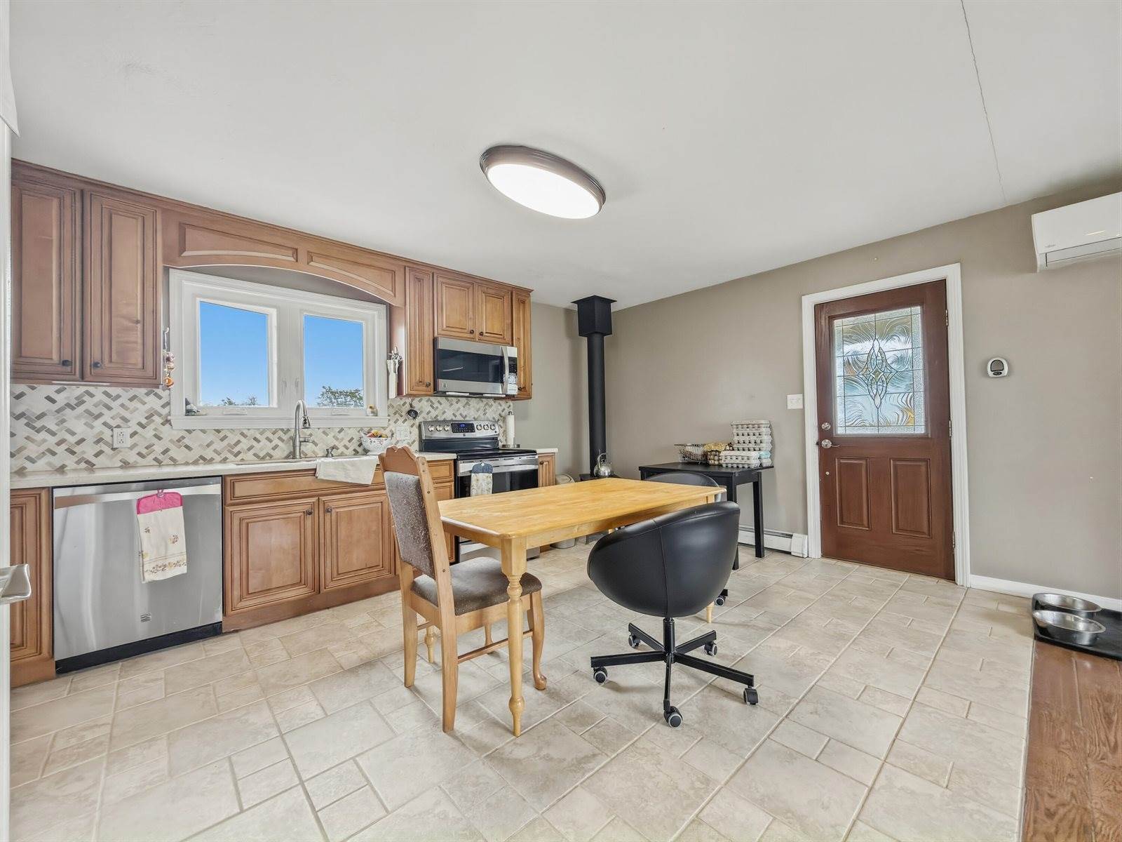 1082 Hamlin Road, Hamlin, ME 04785