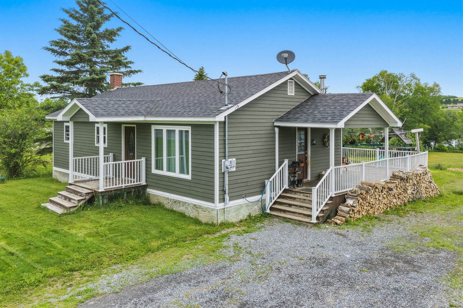 1082 Hamlin Road, Hamlin, ME 04785