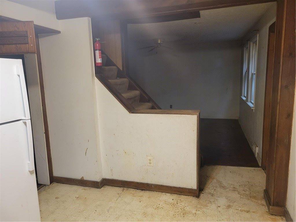 800 6th St, Stowe Township, PA 15136