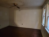 800 6th St, Stowe Township, PA 15136