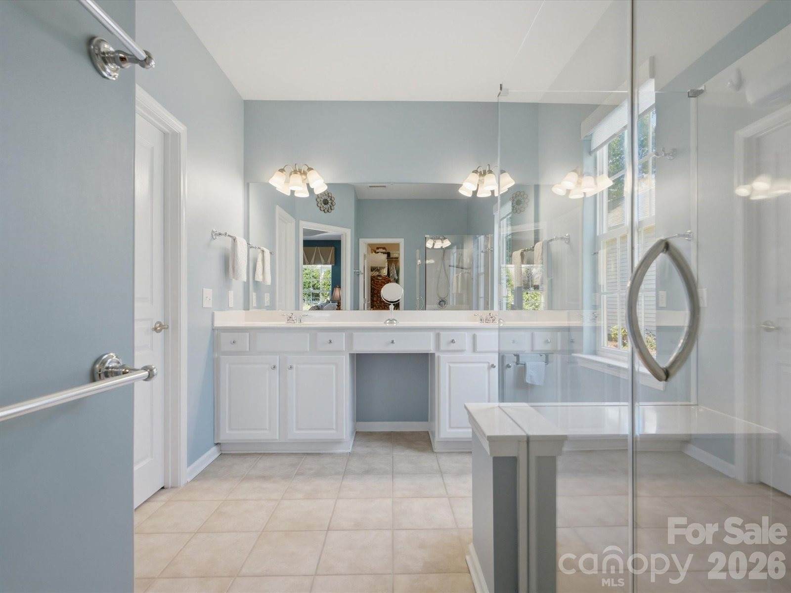 6747 Fieldstone Manor Drive, Matthews, NC 28105
