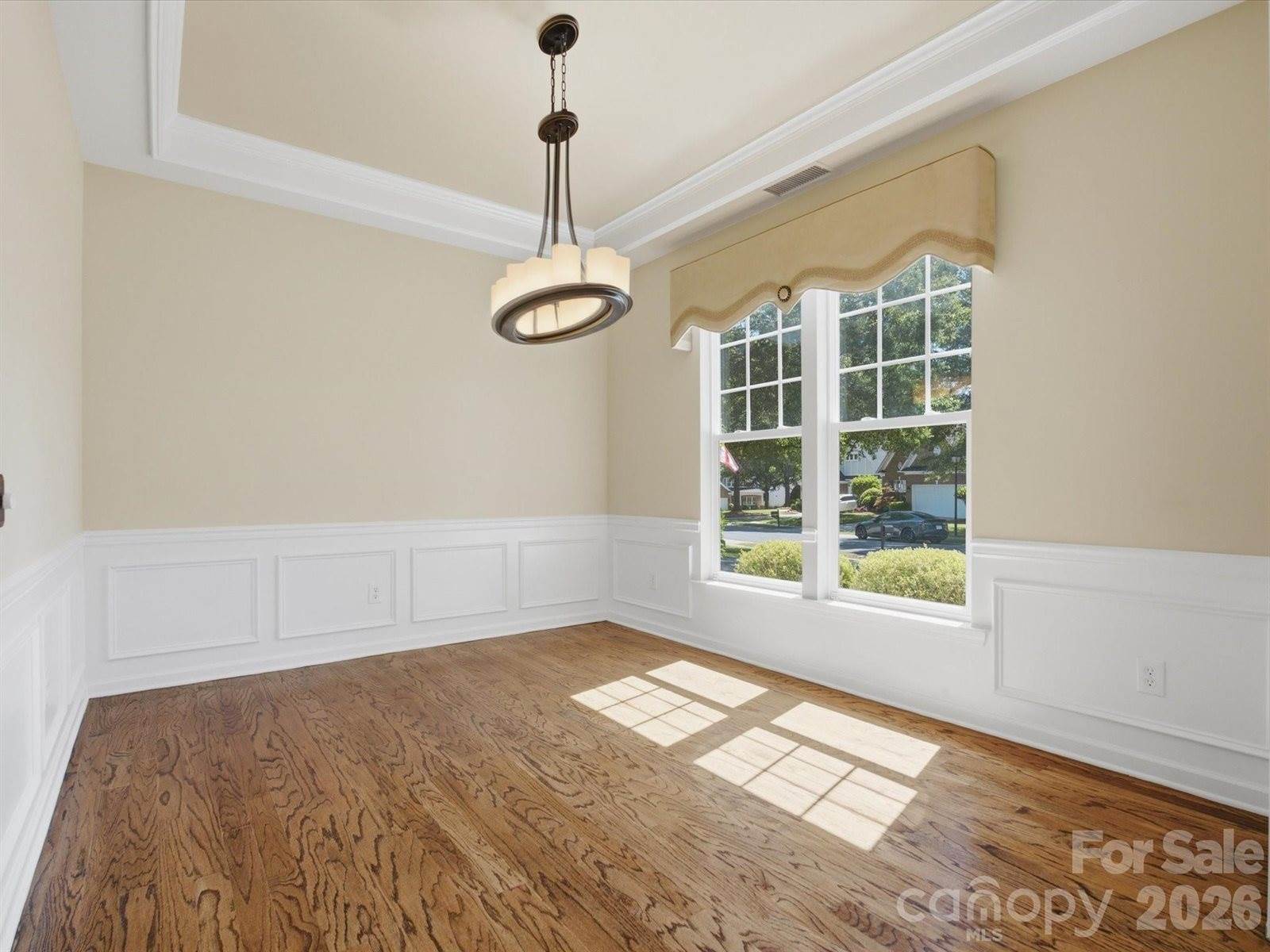 6747 Fieldstone Manor Drive, Matthews, NC 28105