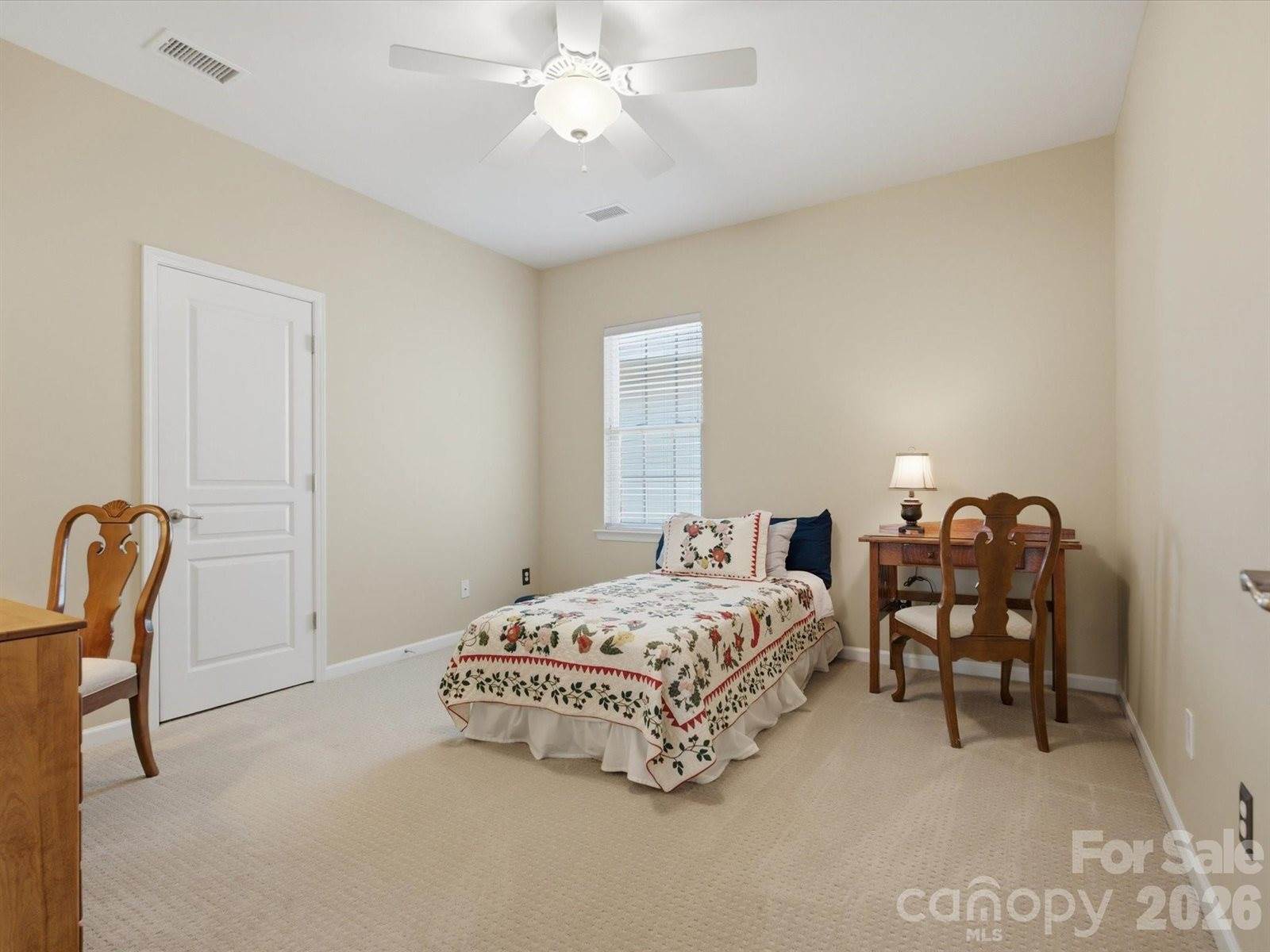 6747 Fieldstone Manor Drive, Matthews, NC 28105