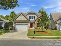 6747 Fieldstone Manor Drive, Matthews, NC 28105