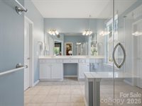 6747 Fieldstone Manor Drive, Matthews, NC 28105