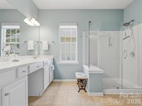 6747 Fieldstone Manor Drive, Matthews, NC 28105