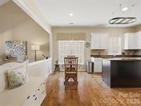 6747 Fieldstone Manor Drive, Matthews, NC 28105