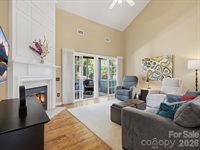6747 Fieldstone Manor Drive, Matthews, NC 28105