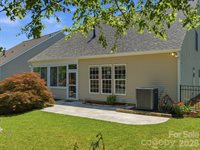 6747 Fieldstone Manor Drive, Matthews, NC 28105