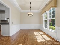 6747 Fieldstone Manor Drive, Matthews, NC 28105