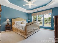 6747 Fieldstone Manor Drive, Matthews, NC 28105
