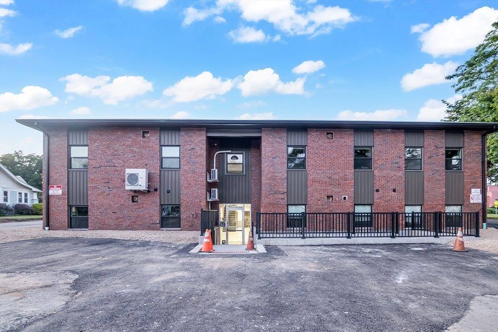 70 Court Street, Westfield, MA 01085