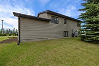 403 Pleasant Ave N, Surrey, ND 58785