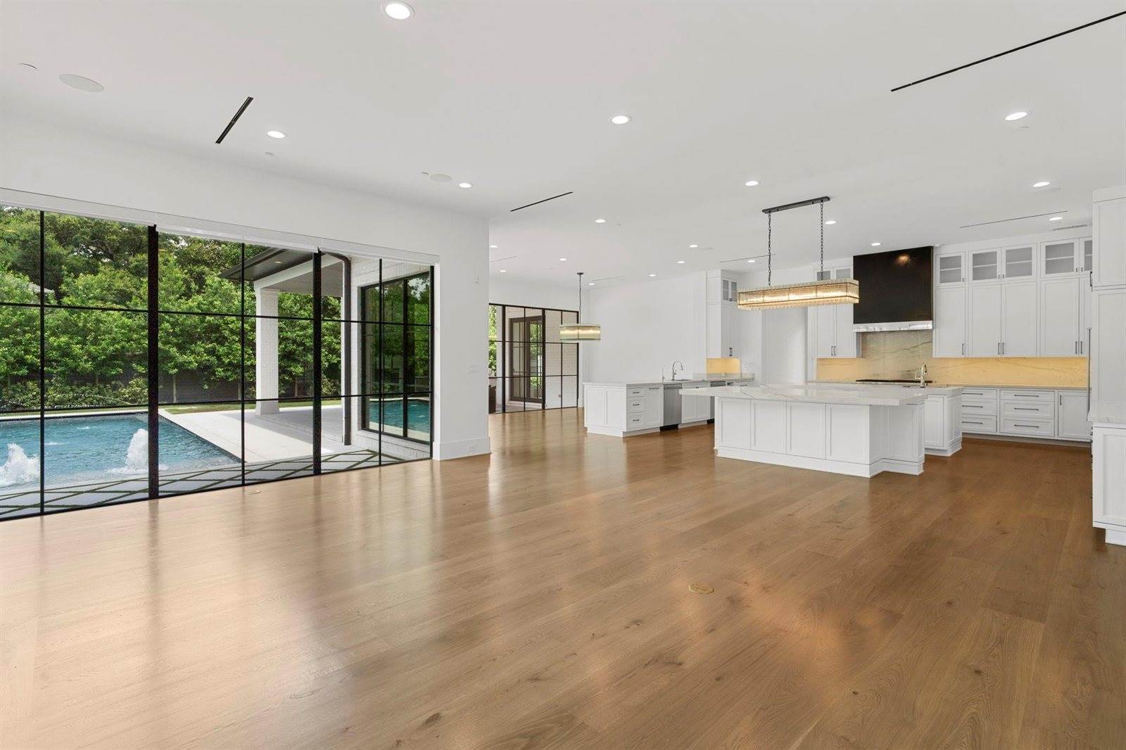 337 Folwell Lane, Houston, TX 77024