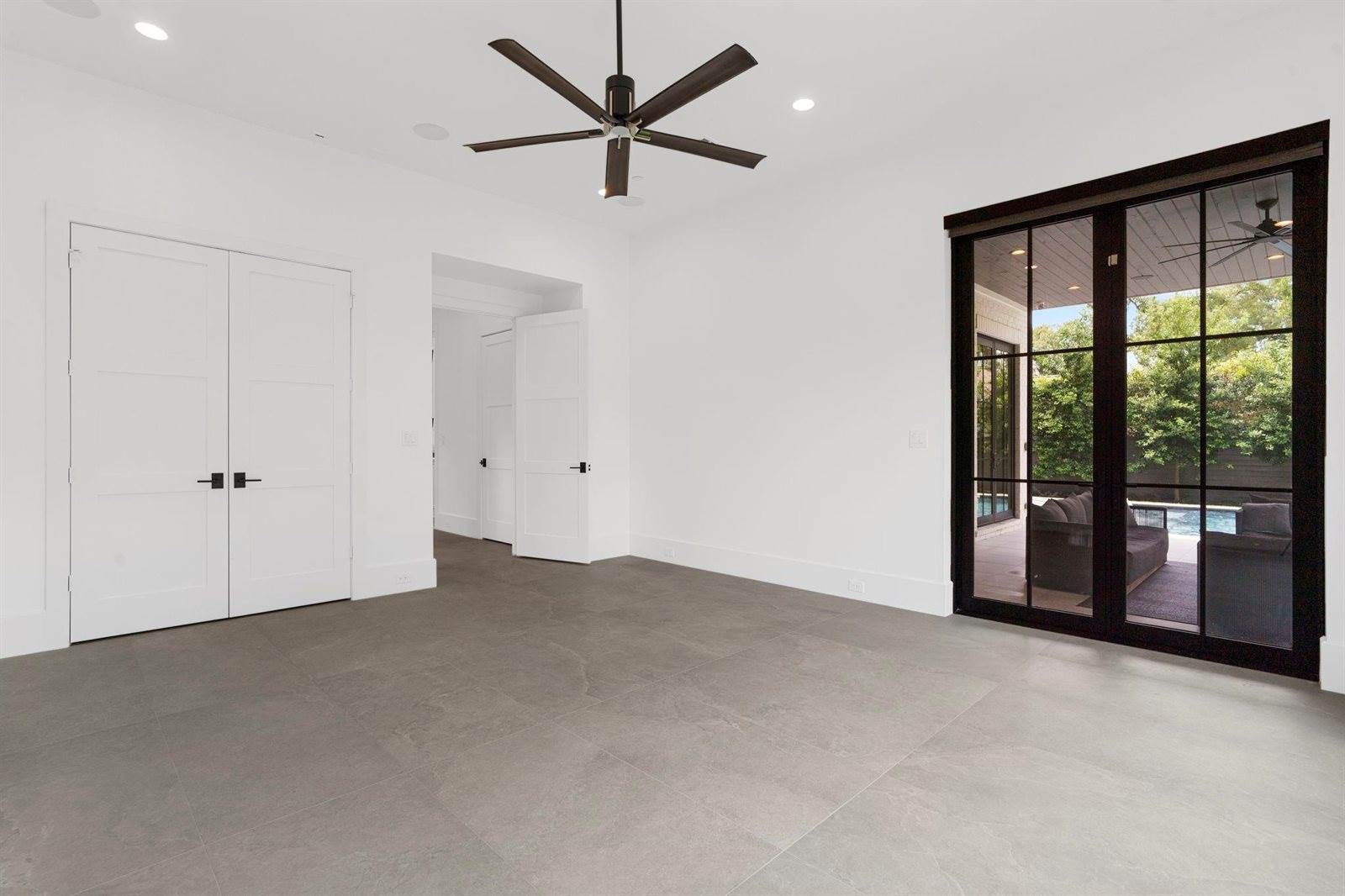337 Folwell Lane, Houston, TX 77024