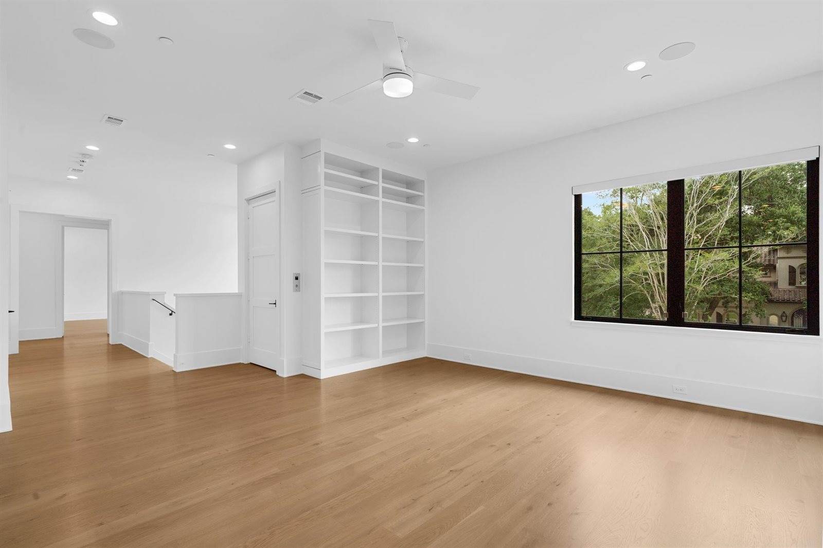 337 Folwell Lane, Houston, TX 77024
