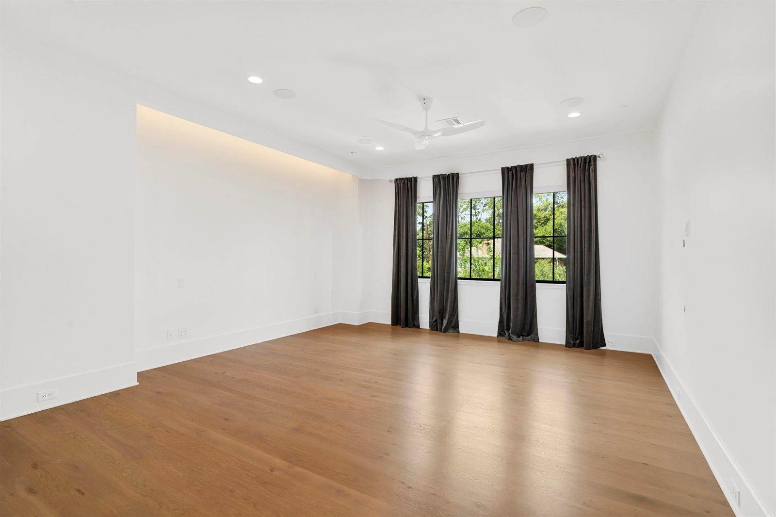 337 Folwell Lane, Houston, TX 77024