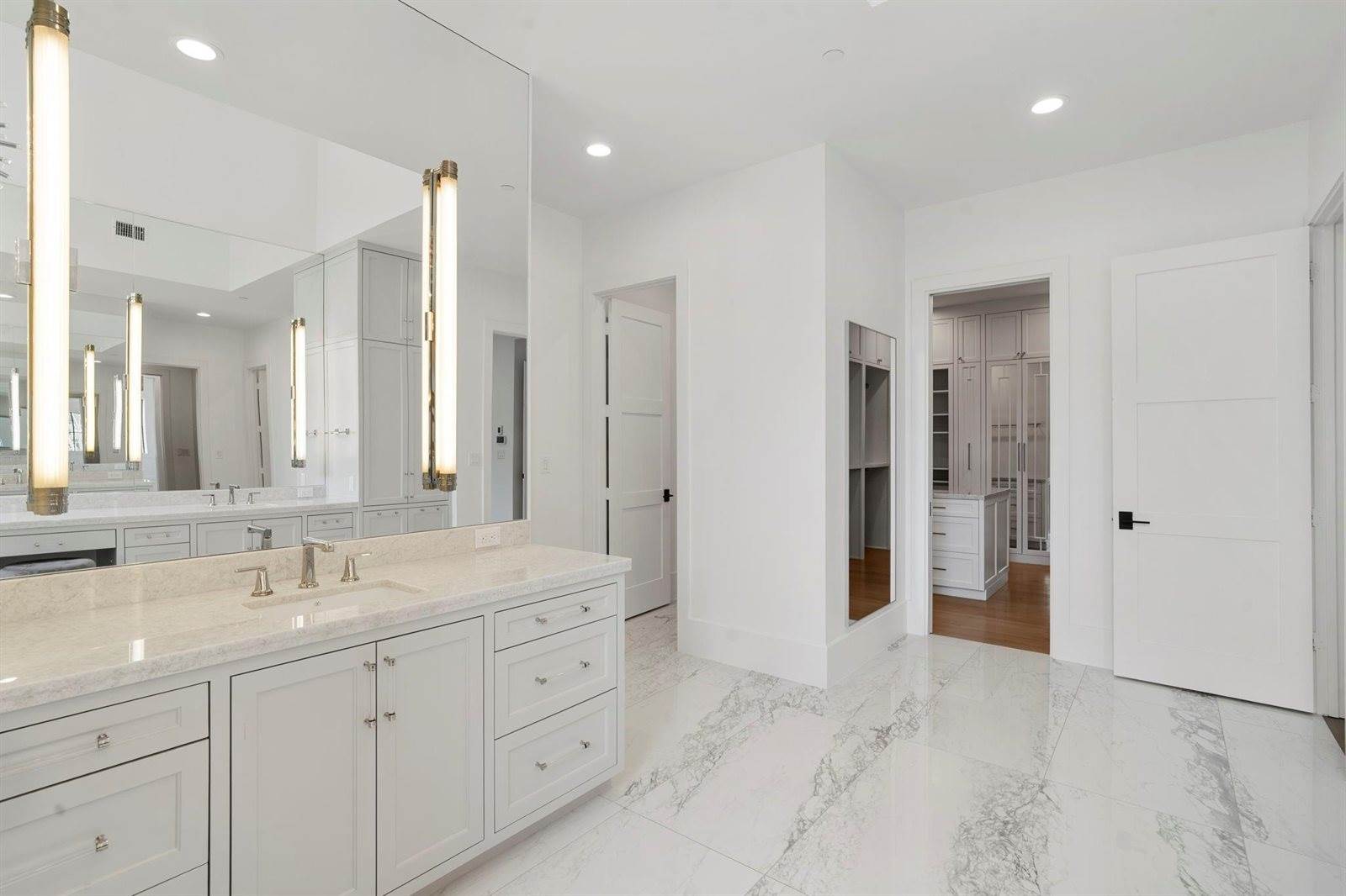 337 Folwell Lane, Houston, TX 77024