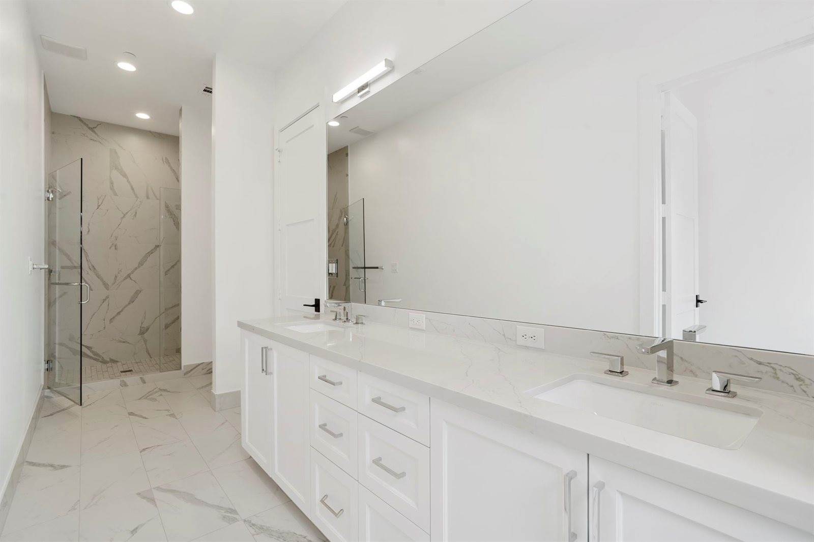 337 Folwell Lane, Houston, TX 77024
