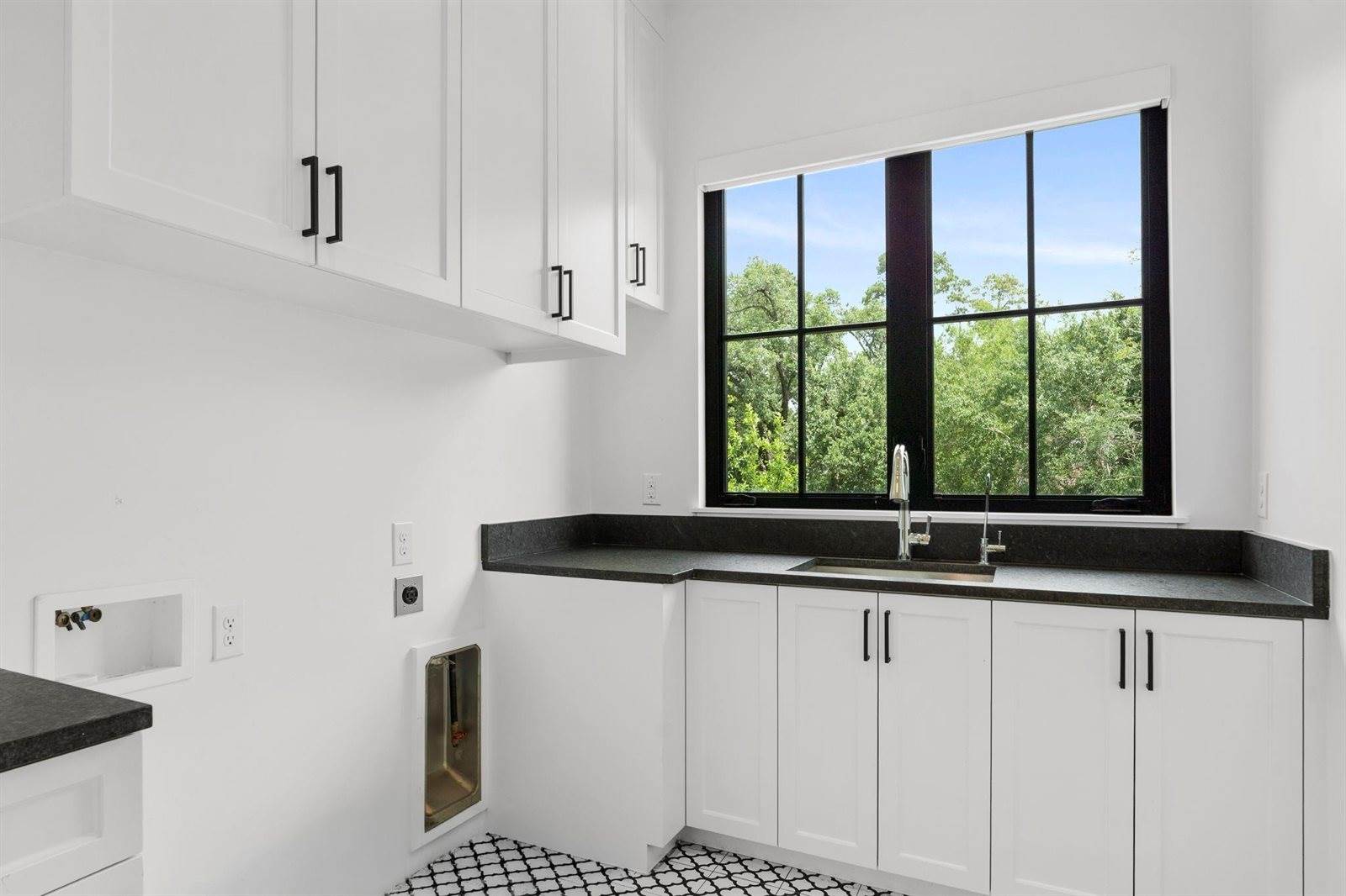 337 Folwell Lane, Houston, TX 77024