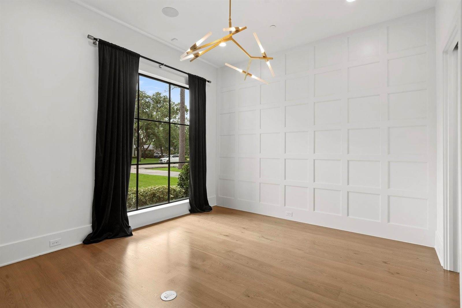 337 Folwell Lane, Houston, TX 77024